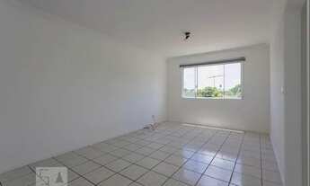 Imagem 2: Apartamento para Aluguel - Santa Cândida, 2 Quartos, 69 m2