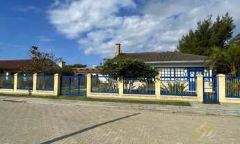 Imagem 2: Casa e Sobrado de 3 dormitórios à Venda - Xangri-lá