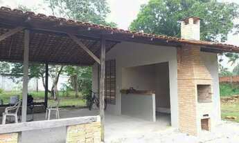 Imagem 2: Casa de alvenaria com varanda um quarto, copa cozinha, duas vagas de garagem