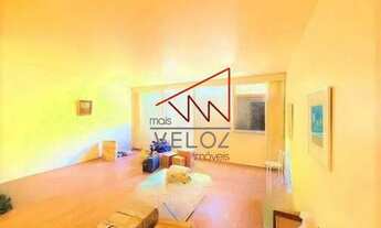 Imagem 2: Apartamento para venda possui 161 metros quadrados com 4 quartos em Leblon - Rio de Janeir