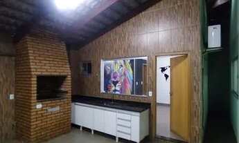 Imagem 3: Casa com 4 quartos - Bairro Moinho dos Ventos em Goiânia