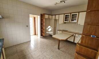 Imagem 4: Casa para aluguel e venda com 255 metros quadrados com 6 quartos em Centro - Araraquara