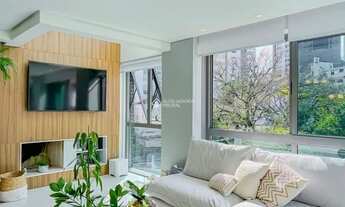 Imagem 2: Cobertura para venda possui 110 metros quadrados com 2 quartos em Petrópolis - Porto Alegr