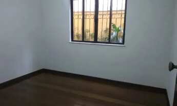 Imagem 7: Casa rústica com madeiras fortes na composição para venda tem