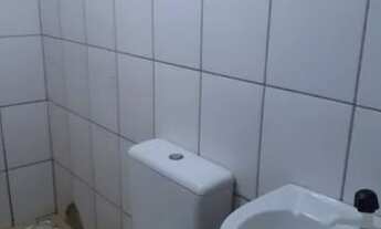 Imagem 7: Barracão com vaga pra carro próximo a avenida Rio Verde