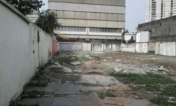 Imagem 2: Excelente terreno para incorporação ou para construir galpões, lojas, etc