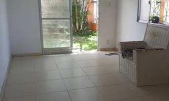 Imagem: Casa em Itapuã térrea 2/4 incluso água