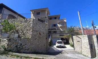 Imagem: FLORIANóPOLIS - Casa Padrão - Agronômica
