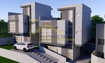 Imagem 3: Venda de Casa em Condomínio de Luxo no Xaxim, Curitiba-PR: 3 Quartos, 1 Suíte, 2 Salas, 3