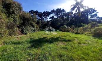 Imagem 3: Amplo terreno à venda em bairro residencial