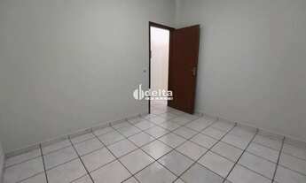 Imagem 5: Casa residencial com 2 quartos, disponível para locação no bairro Jardim Patrícia em Uberl