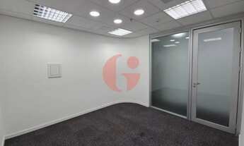 Imagem 2: Sala comercial para locação com 32 m² e 1 banheiro- No bairro Jardim Aquarius