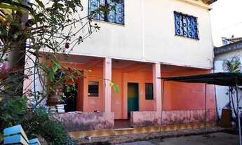 Imagem 3: Casa com quintal e garagem no Centro de Itaguaí - RJ ( André Luiz Imóveis