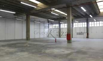 Imagem 2: Módulos de Galpões/Escritórios (420m² a 5.700m²