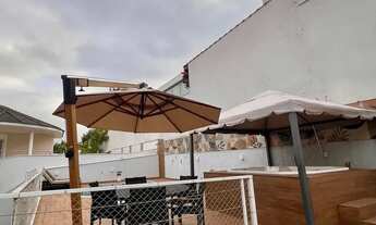 Imagem 2: Casa de condomínio para venda possui 400 metros quadrados com 4 quartos