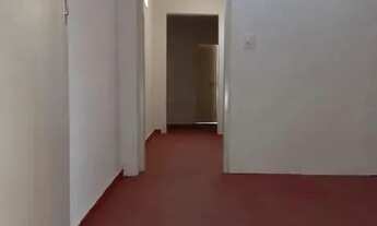 Imagem 5: Loja Comercial dispõe de 70m², salão amplo e banheiro social. Na parte superior possui 02