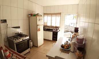 Imagem: Casa com dois quartos à venda próximo