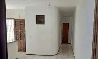 Imagem 4: Casa com 3 quartos no castelão, otima localização..