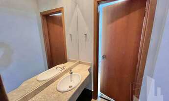 Imagem 4: Casa com 4 dormitórios para alugar, 240 m² por R$ 2.860,00/mês - Centro - Jaú/SP