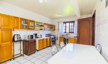 Imagem 7: Casa para Venda em Curitiba, Bairro Alto, 5 dormitórios, 1 suíte, 5 banheiros, 5 vagas