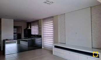 Imagem 3: Apartamento com 2 dorm., sendo 1 suíte, 2 vagas de garagens no Centro de Florianópolis