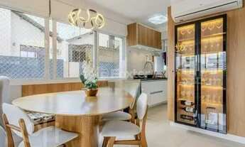 Imagem 2: Lindo APARTAMENTO mobiliado 97 m² com 3 quartos, 4 VAGAS em Menino Deus - Porto Alegre - R