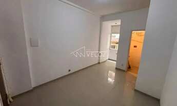 Imagem 4: Kitnet/Conjugado - / Residencial / Centro