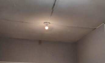 Imagem 2: Aluga se Quarto com aluguel por R$700 /mês