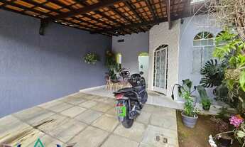 Imagem 3: Casa para Venda em Belo Horizonte, Santa Mônica, 3 dormitórios, 2 banheiros, 2 vagas