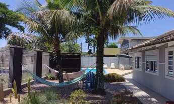 Imagem: Casa c/ piscina, próx embarque da Ilha