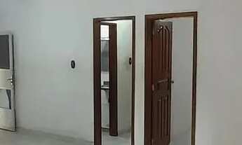 Imagem 3: ALUGO CASA NO CONJ. ABELARDO CONDURU DE 2 PAV COM 5/4 SENDO 4 SUÍTES E 2 VGS - Ananindeua