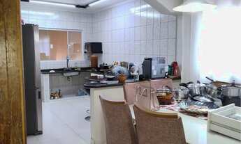 Imagem 7: Excelente casa com piscina no Santa Felicia