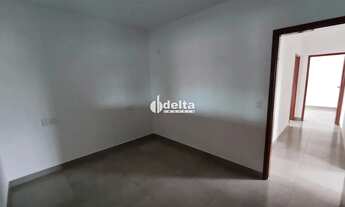 Imagem 4: Apartamento com 3 quartos sendo 1 suíte, disponível para locação no bairro Planalto em Ube