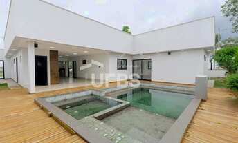 Imagem: Casa térrea em Senador Canedo com 4 Suítes