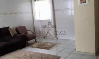 Imagem 3: Casa - Sobrado - Residencial Armando Moreira Righi - 3 Dormitórios - 204m²