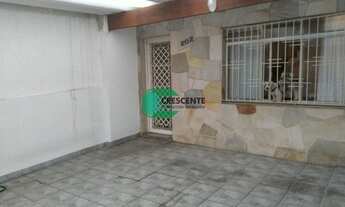 Imagem 2: Sobrado para venda com 3 dormitórios, quintal, 2 vagas, na V. Scarpelli, Santo Andrfé