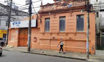 Imagem 2: Prédio com 969m², 2 andares, 12 salas grandes, auditório, cantina