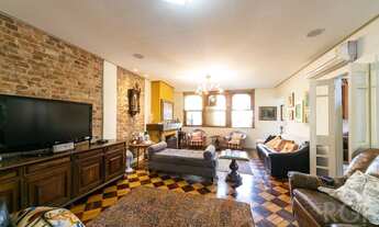 Imagem: Porto Alegre - Casa Padrão - Petrópolis