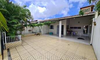 Imagem 6: Casa de condomínio para venda tem 106 metros quadrados com 3 quartos