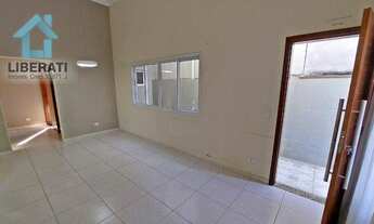 Imagem: Casa bem compactada no bairro Água Branca