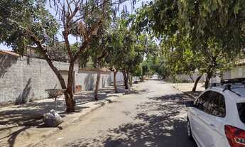 Imagem 2: Lote com 3 barracões para venda possui 420 metros quadrados em Jardim Europa - Goiânia - G