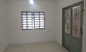 Imagem 2: Casa para Locação e Venda - Terreno 125 m² - 2 quartos - Bonfim - Taubaté - SP