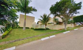 Imagem 6: Casa à Venda com 3 dormitórios, sendo 1 suíte e piscina e terreno de 600m2 no Condomínio T