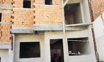 Imagem: SOBRADO TRIPLEX COM TERRAÇO -UBERABA