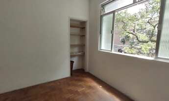 Imagem 2: Apartamento para venda com 90 metros quadrados com 3 quartos em Copacabana - Rio de Janeir