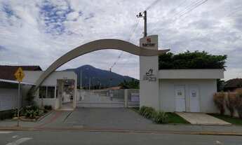 Imagem: GUARAMIRIM - Casa Padrão - Beira Rio