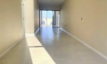 Imagem 4: Casa térrea à venda no Universitário com ampla sobra de terreno - Cascavel/PR - 3 Quartos