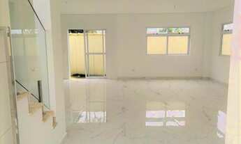 Imagem 6: Sobrado para Venda em Curitiba, Uberaba, 3 dormitórios, 2 suítes, 5 banheiros, 2 vagas