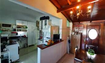 Imagem 3: TH - Linda casa para venda com 2 quartos piscina 2 vagas e quintal