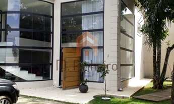 Imagem 2: Casa a venda com 4 dormitórios na Serra da Cantareira